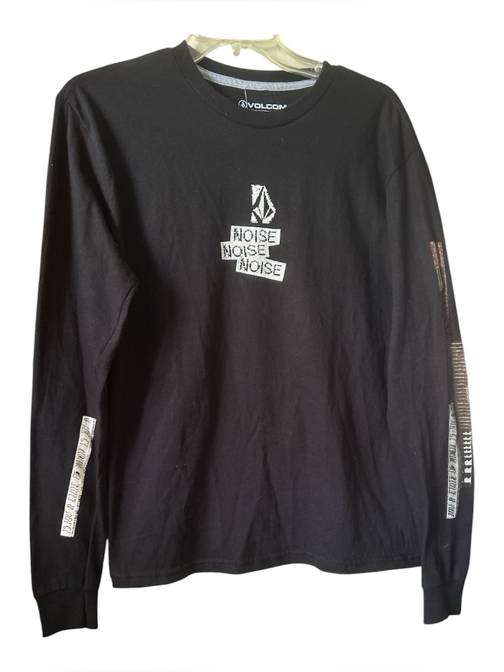 Volcom noise noise noise long sleeve t size 14-16 large